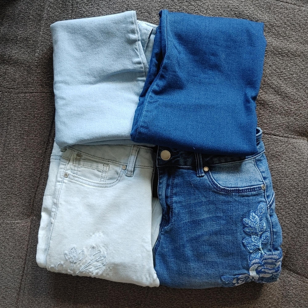 Bundle- 2 Pairs of stretchy Jean/stretchy pants & 2 Stretchy Jean Dresses